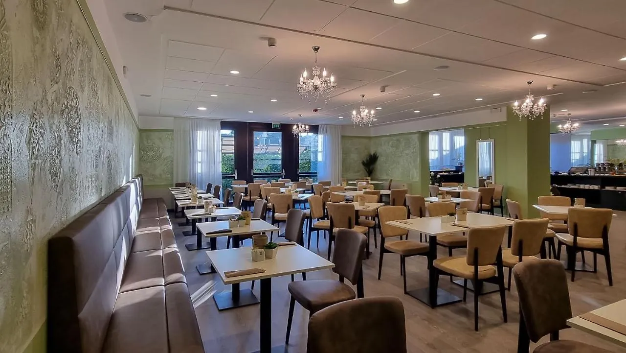 Hotel Puccini Peschiera del Garda 3*,