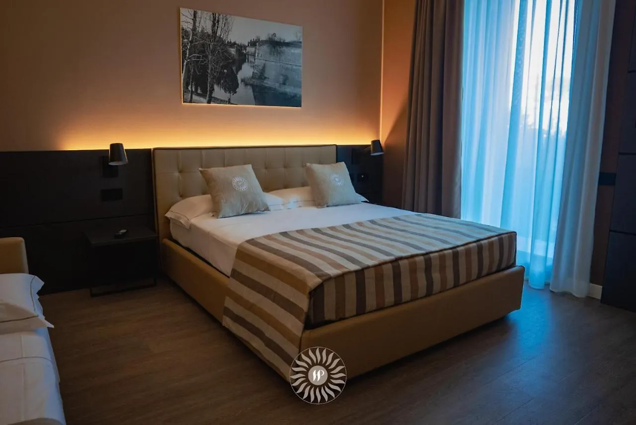 Hotel Puccini Peschiera del Garda Italien