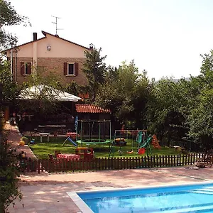 Ca' Isotta Farm stay Castello di Serravalle